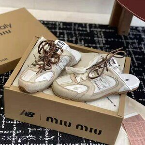 New Balance × Miu Miu 530 SL Suede Sneaker – Women’s Cream/Sage